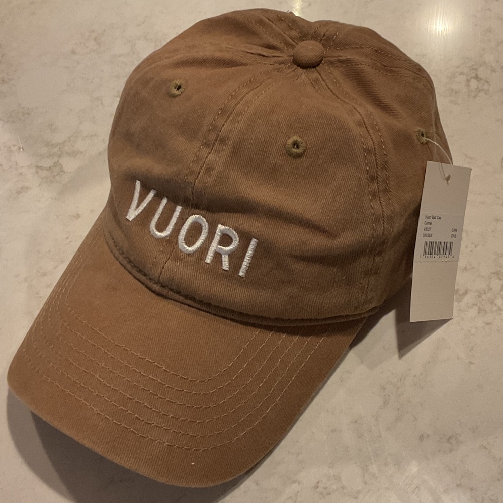 Vuori Embroidered Tan Baseball Cap Dad Hat NWT unisex Gorpcore athletic